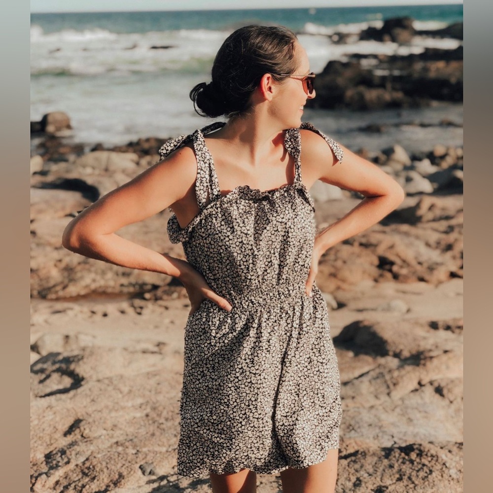 H&M - black and yellow Floral Romper